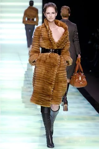 Look 16